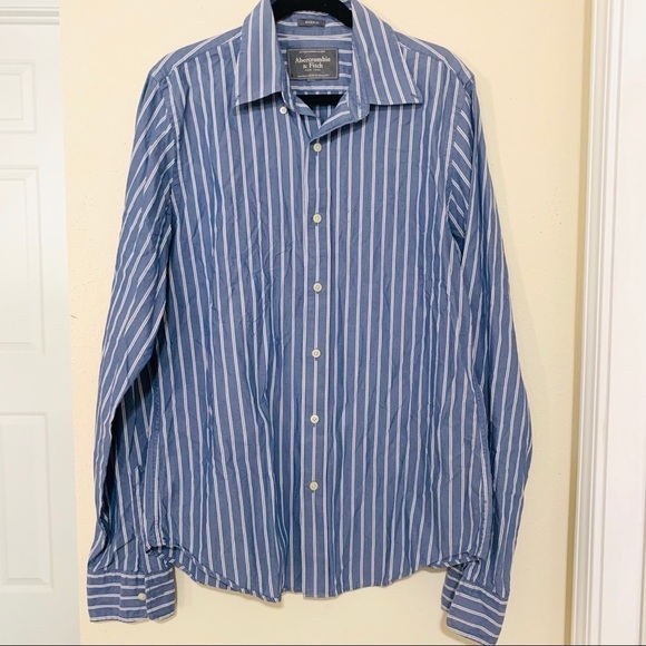 A&F•muscle button down shirt - Picture 1 of 8